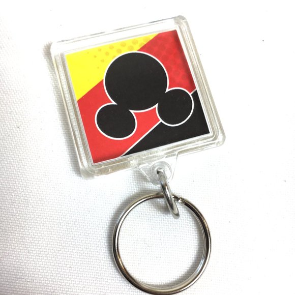 Disney Mickey D23 Keychain celebrating Mickey's 90th - Picture 3 of 5